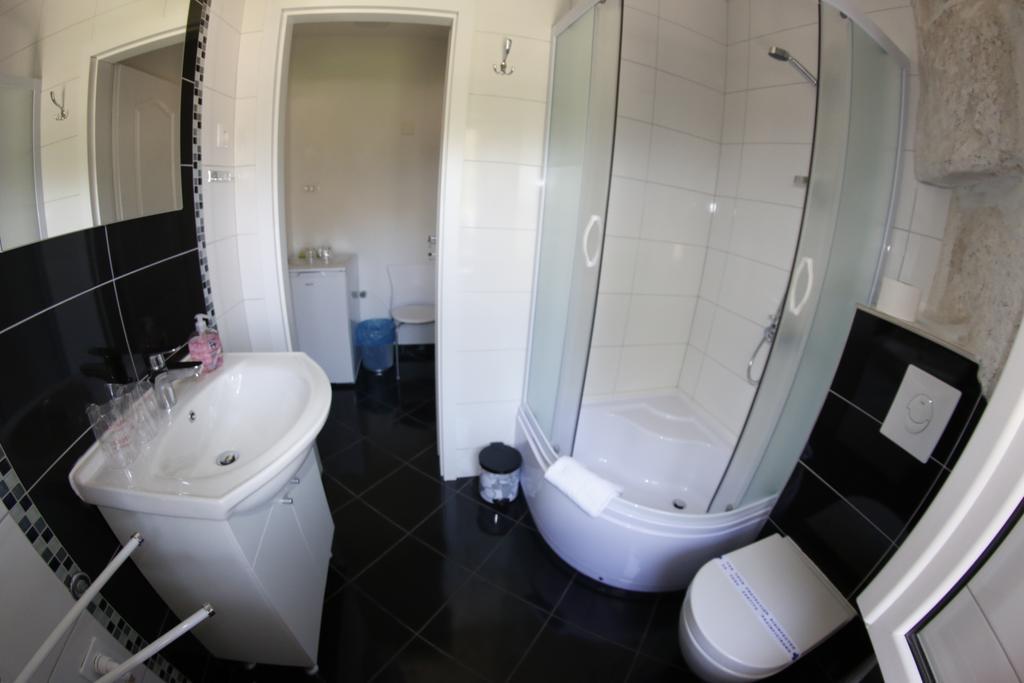 Palace Inn Rooms Split Rom bilde